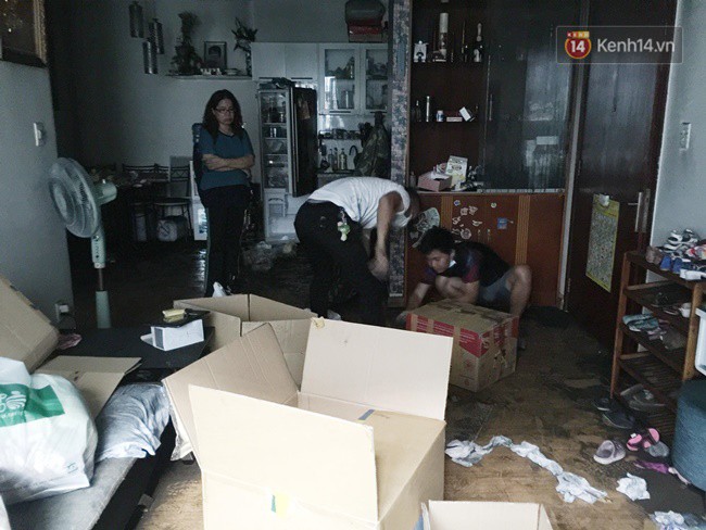 Khung cảnh ám ảnh trong chung cư Carina 3 ngày sau vụ cháy khiến 13 người thiệt mạng